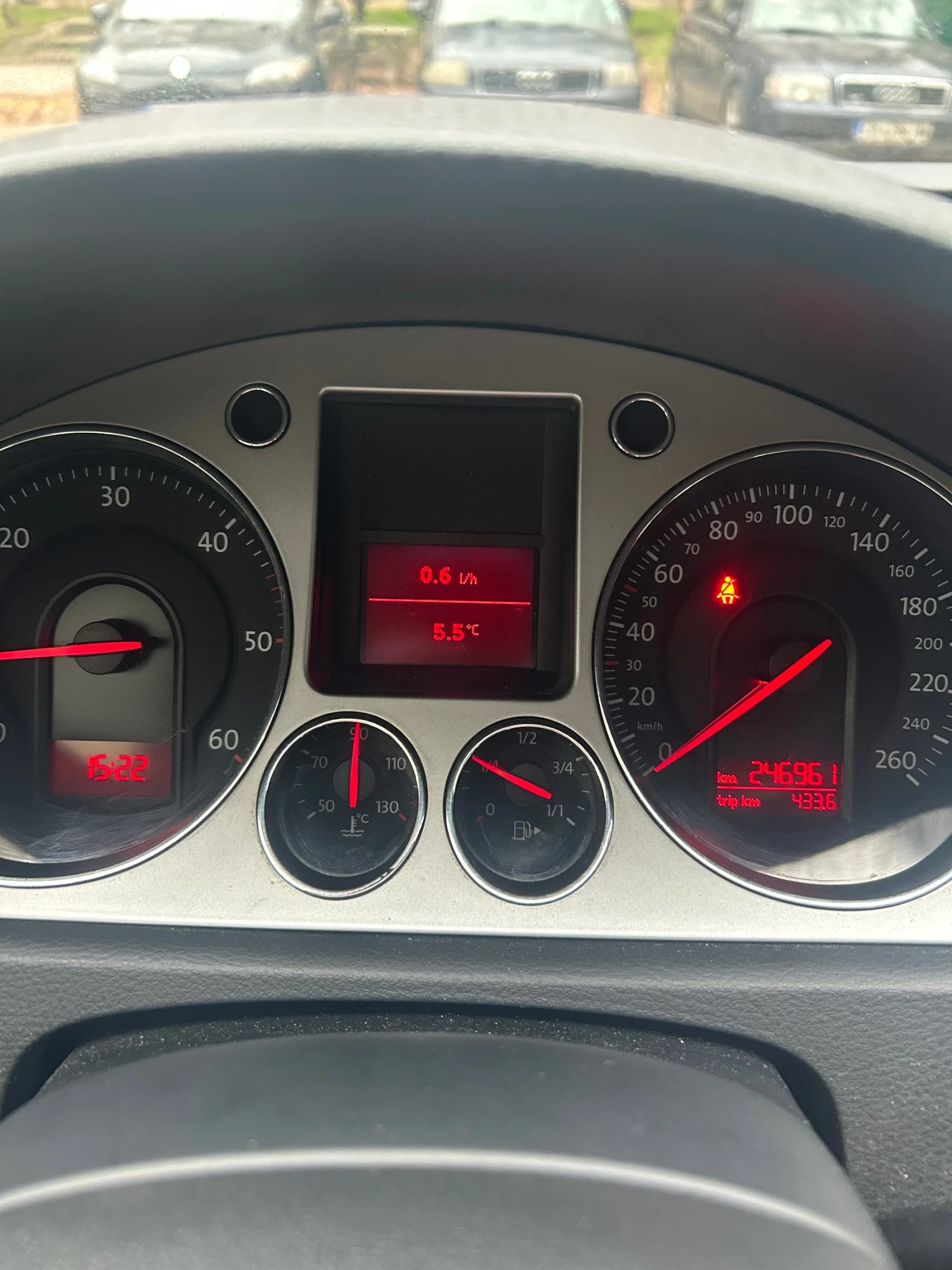 VW Passat, снимка 10 - Автомобили и джипове - 56057274