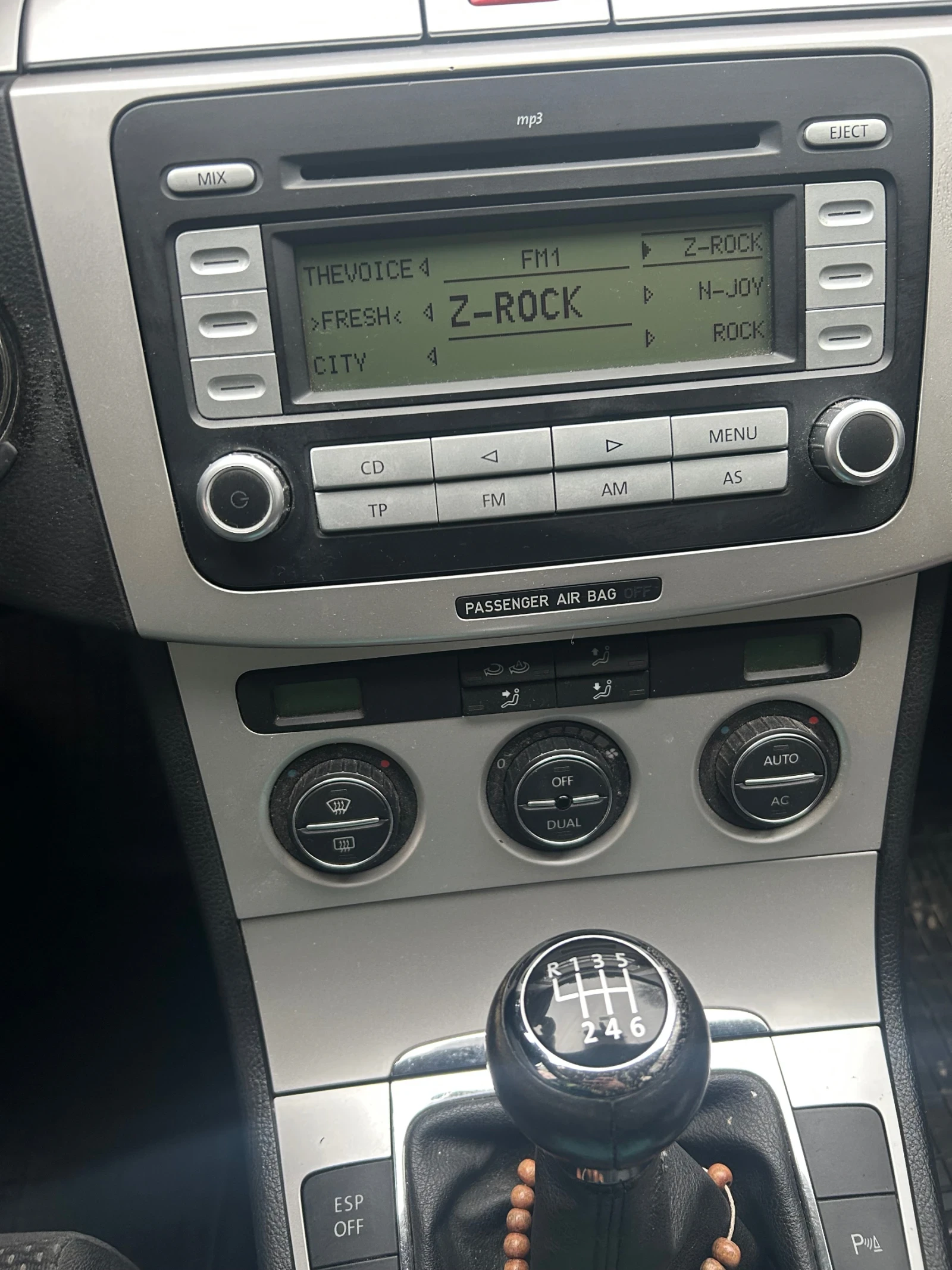 VW Passat, снимка 11 - Автомобили и джипове - 56057274