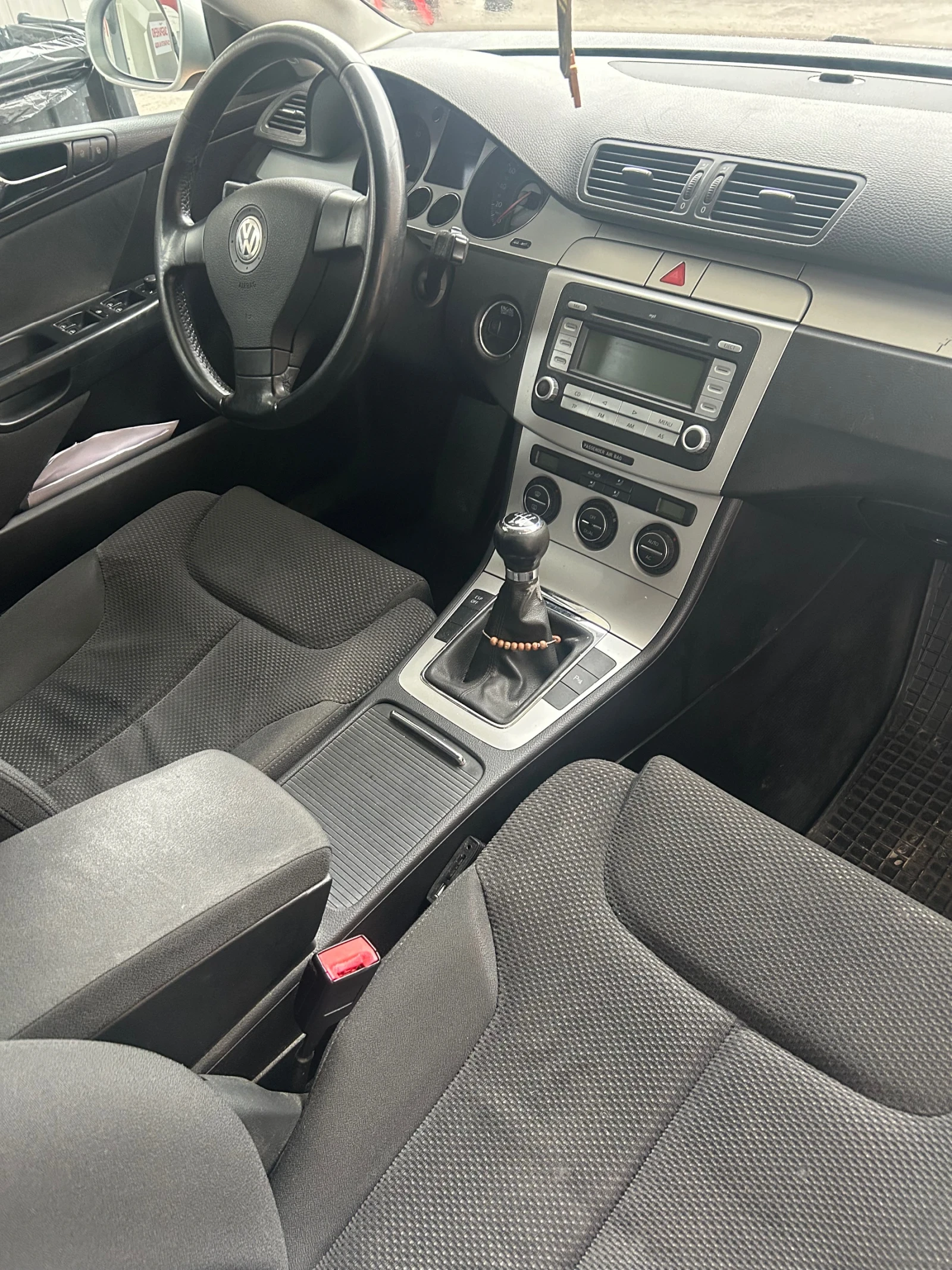 VW Passat, снимка 9 - Автомобили и джипове - 56057274