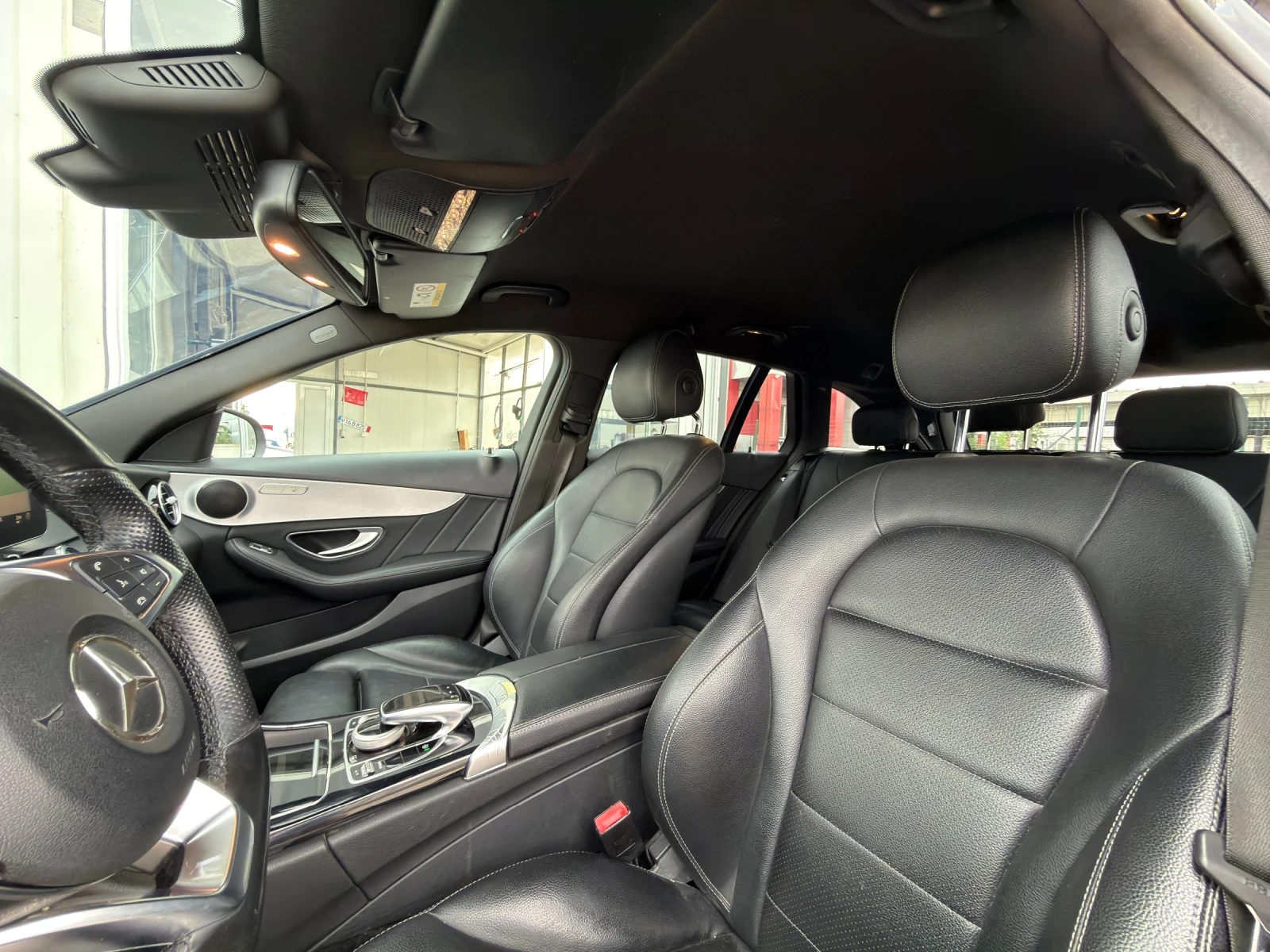 Mercedes-Benz C 250 AMG LINE* Line assist* Мъртва точка* СМЕНЕНА ВЕРИГ, снимка 12 - Автомобили и джипове - 56163929