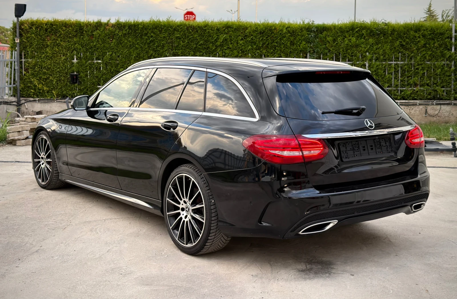 Mercedes-Benz C 250 AMG LINE* Line assist* Мъртва точка* СМЕНЕНА ВЕРИГ, снимка 5 - Автомобили и джипове - 56163929