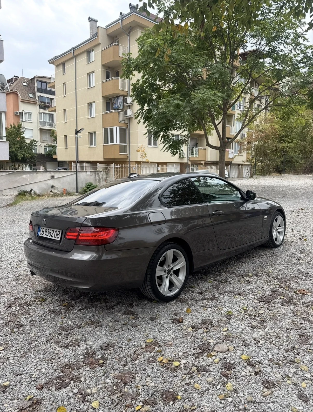 BMW 320 FACELIFT X-DRIVE NAVI , снимка 5 - Автомобили и джипове - 56449036