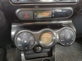 Toyota Urban Cruiser 1.4 D-4D AWD, снимка 10