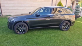 Mercedes-Benz GLC 300 14000км.панорама, безключов достъп......, снимка 3