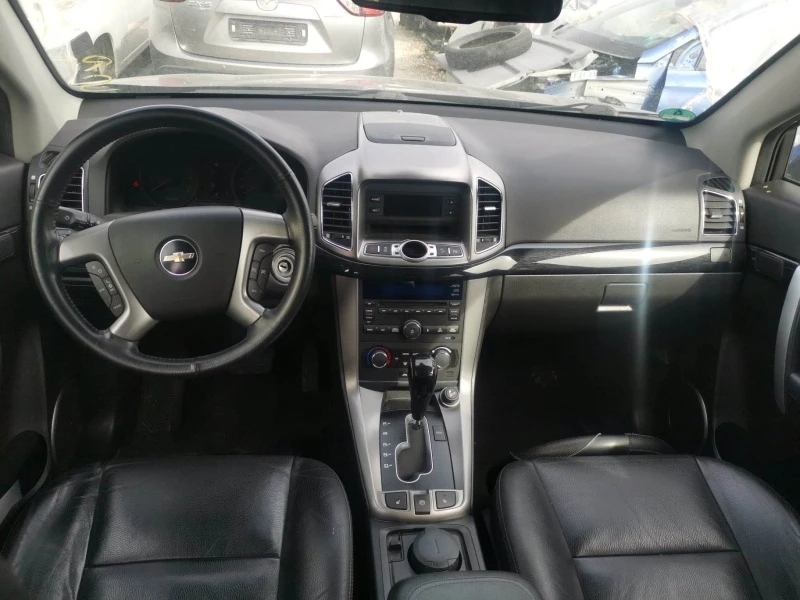 Chevrolet Captiva 2.2 D, снимка 15 - Автомобили и джипове - 22319229