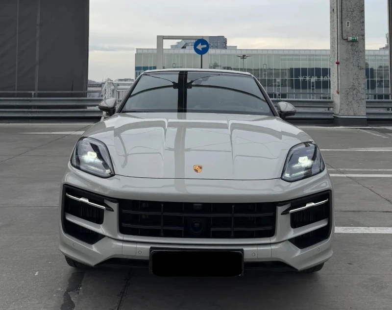 Porsche Cayenne  Coupe 3.0 V6 E-Hybrid, снимка 2 - Автомобили и джипове - 49222593