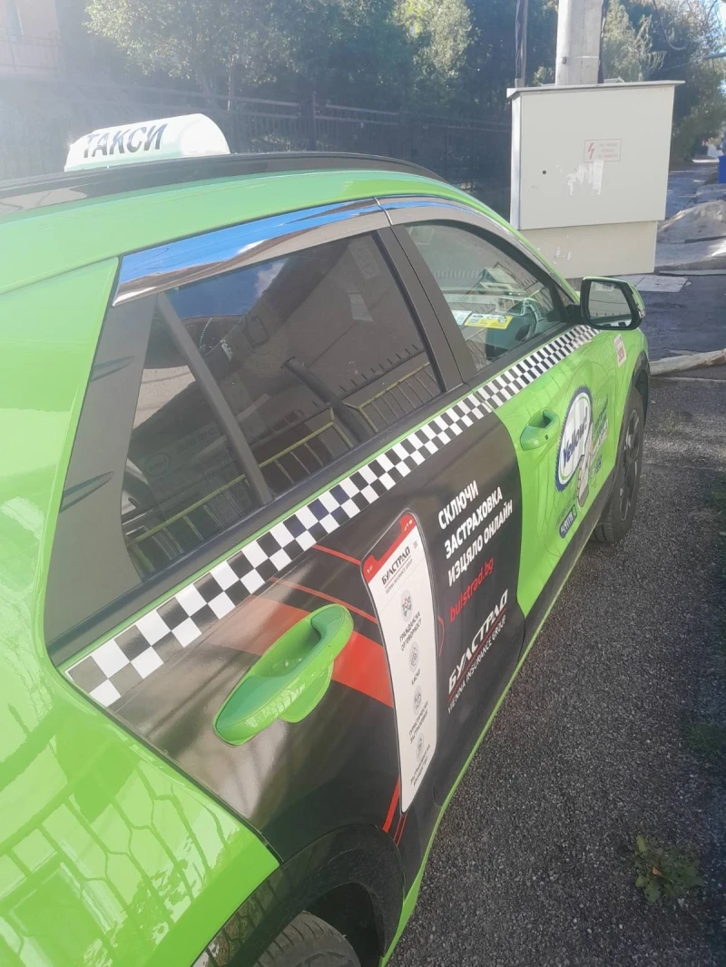 Kia Niro, снимка 2 - Автомобили и джипове - 52442451