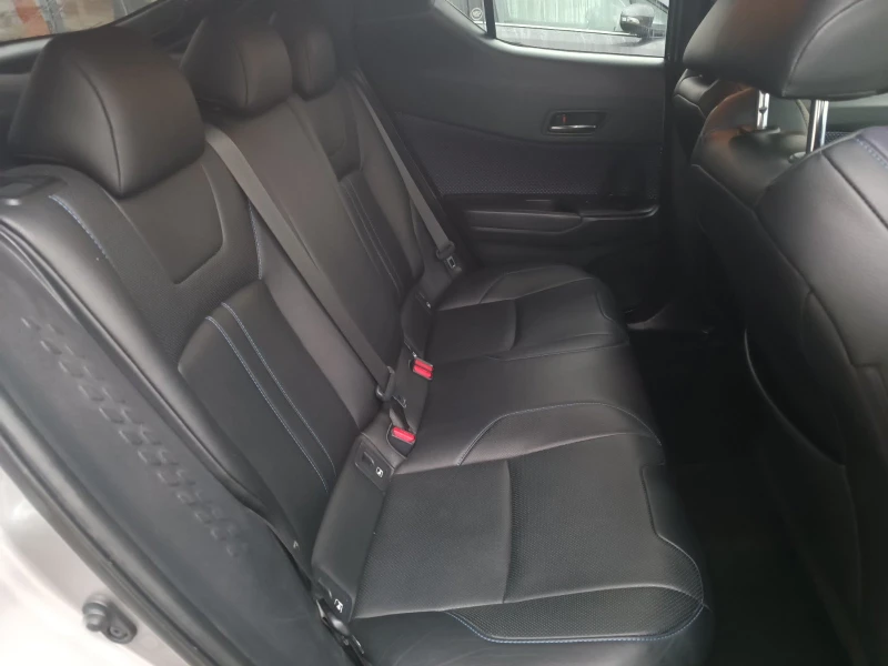 Toyota C-HR 1.8 Hybrid * FULL* , снимка 11 - Автомобили и джипове - 52891537