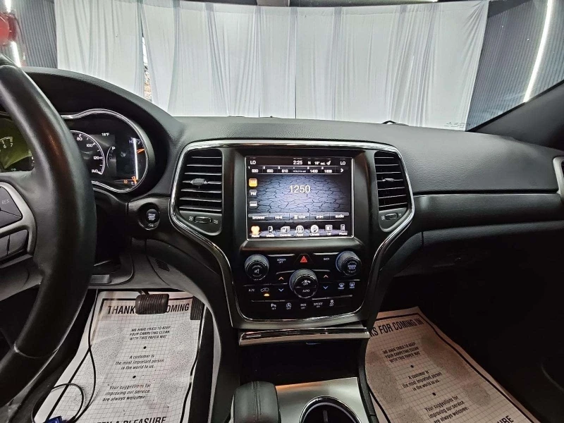 Jeep Grand cherokee, снимка 10 - Автомобили и джипове - 53192511