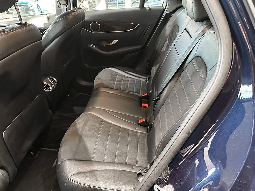 Mercedes-Benz GLC 300 AMG/211HP/4MATIC/LED/DISTR/ - изображение 10