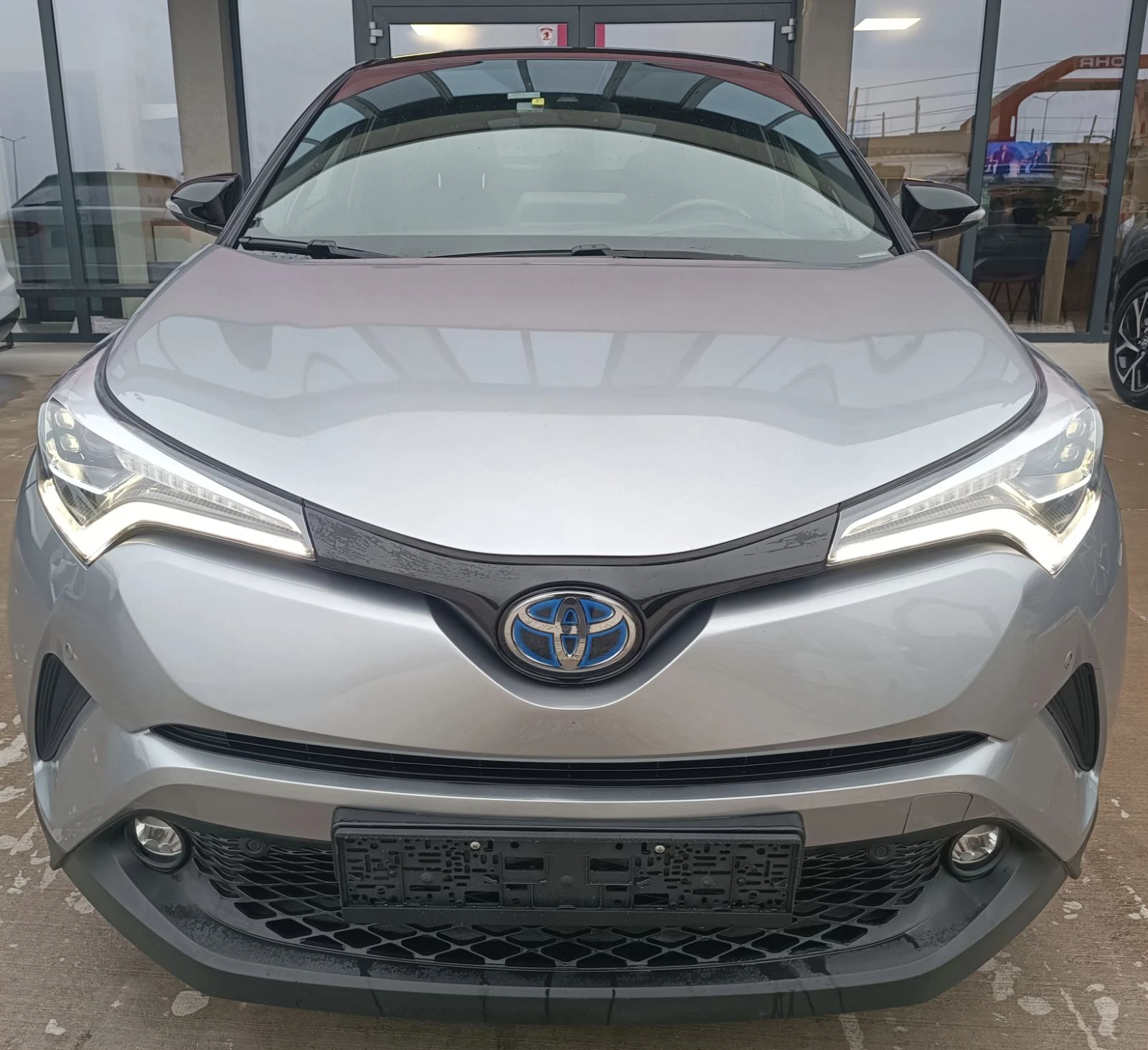 Toyota C-HR 1.8 Hybrid * FULL*  | Mobile.bg � ����������� 1