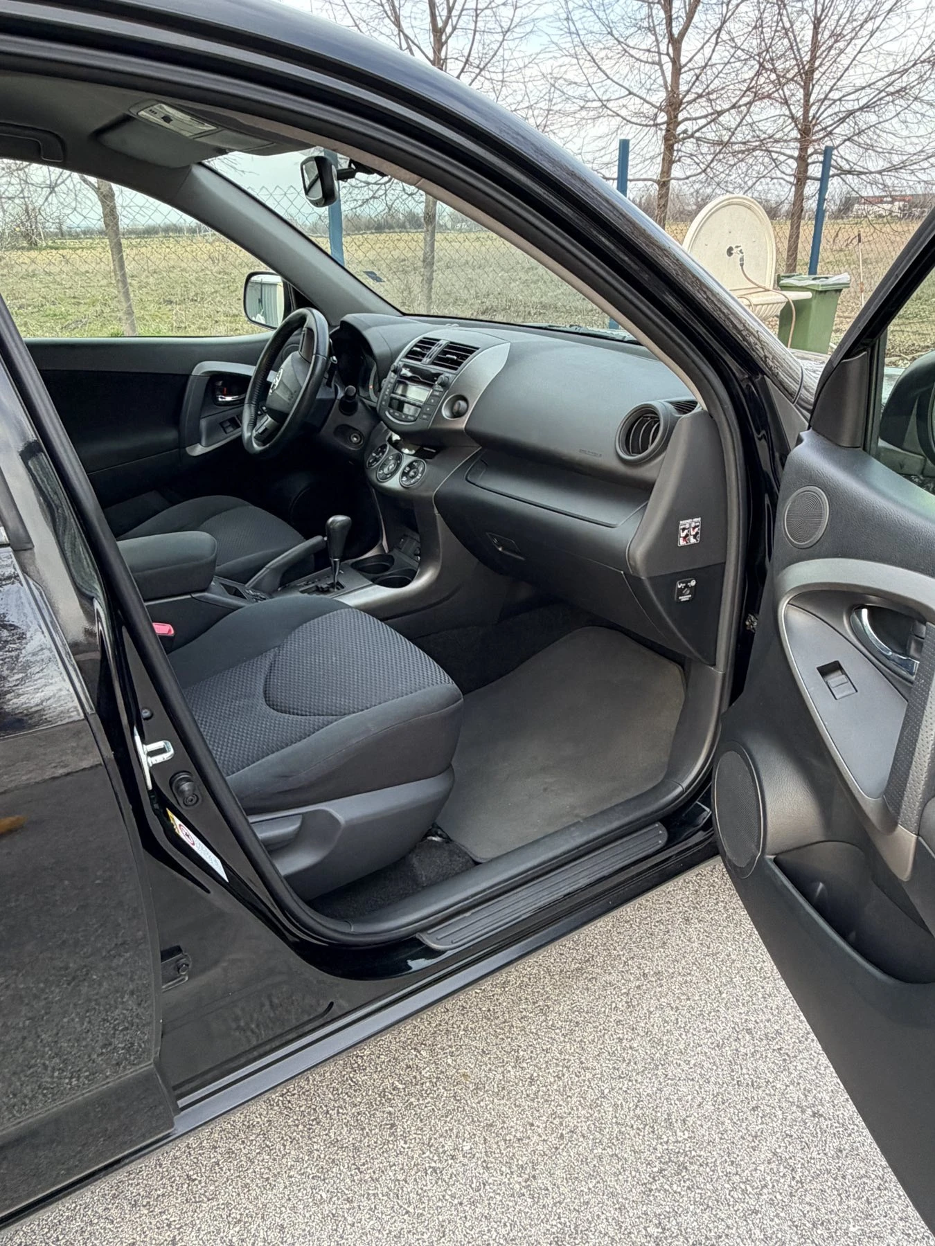 Toyota Rav4, снимка 5 - Автомобили и джипове - 53716661