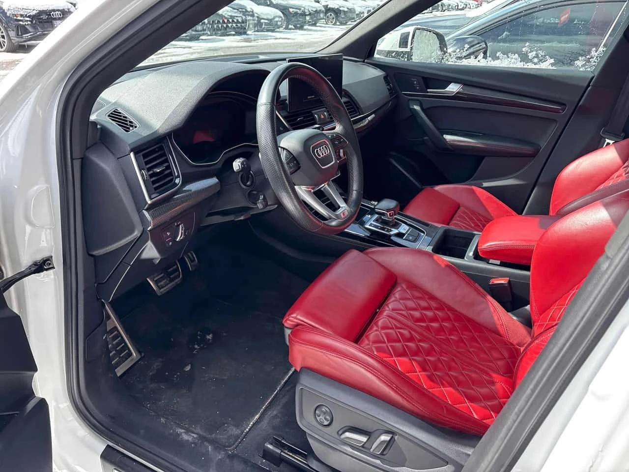 Audi SQ5 Progressiv  CARFAX, снимка 5 - Автомобили и джипове - 53885132