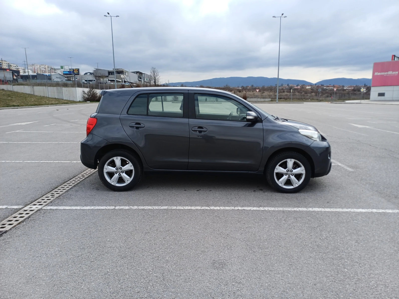 Toyota Urban Cruiser 1.4 D-4D AWD, снимка 5 - Автомобили и джипове - 54070224