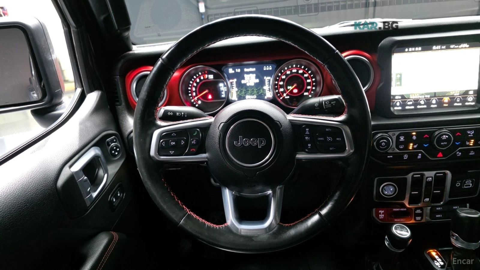 Jeep Gladiator RUBICON / DISTRONIC / ПОДГРЕВИ / КОЖЕН САЛОН, снимка 13 - Автомобили и джипове - 54597248