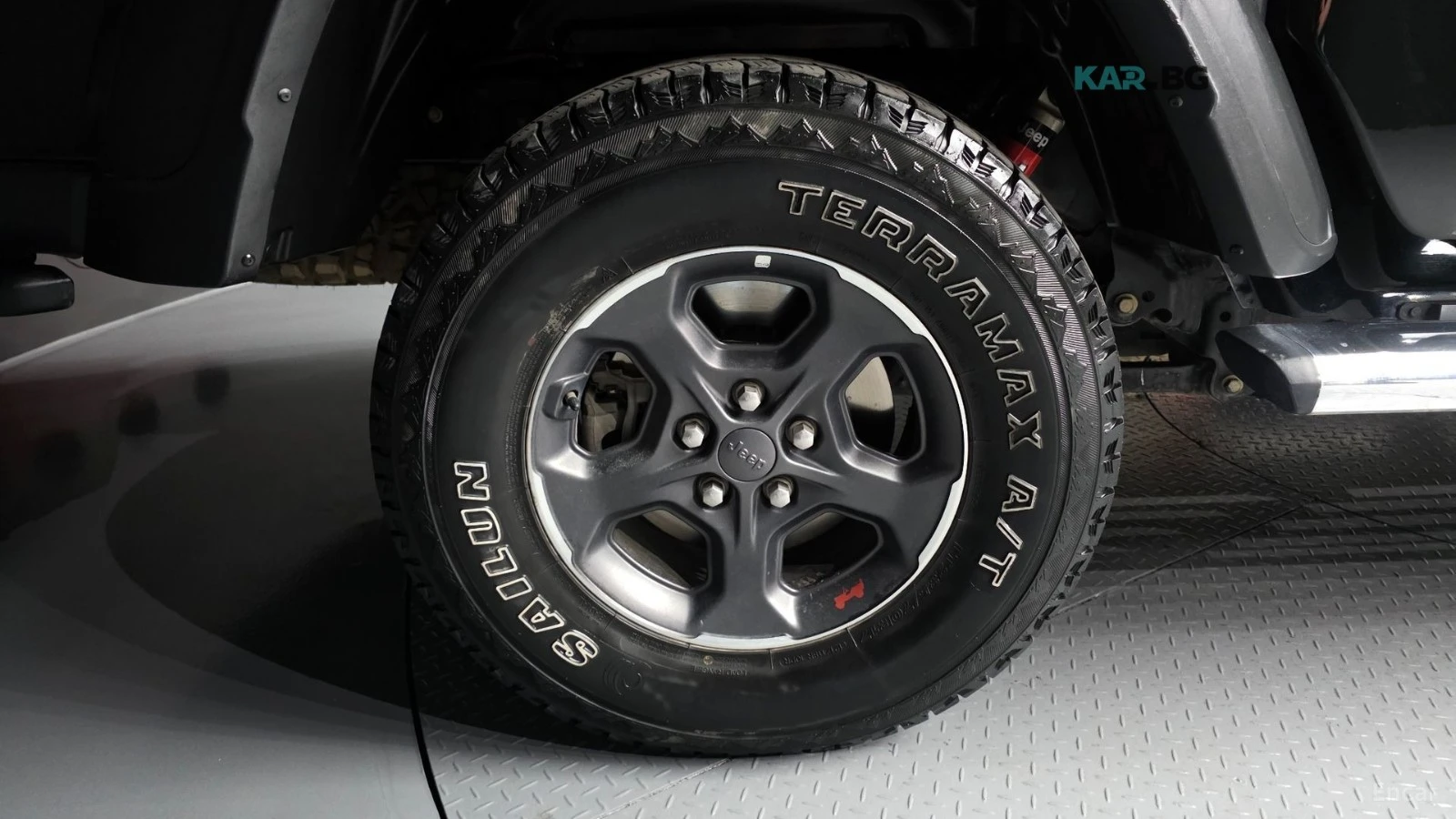 Jeep Gladiator RUBICON / DISTRONIC / ПОДГРЕВИ / КОЖЕН САЛОН, снимка 5 - Автомобили и джипове - 54597248