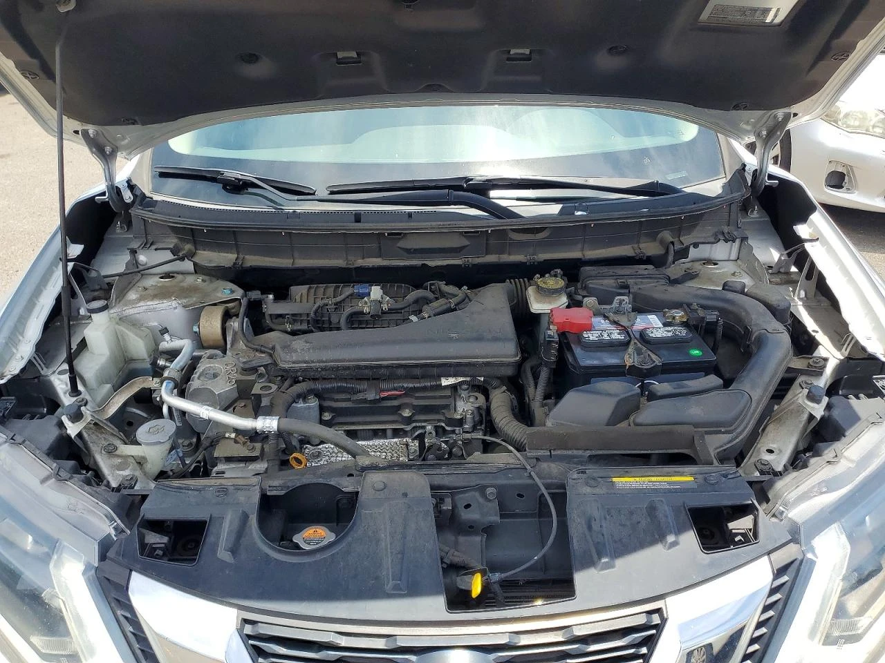 Nissan Rogue 2.5l S, снимка 12 - Автомобили и джипове - 54920296