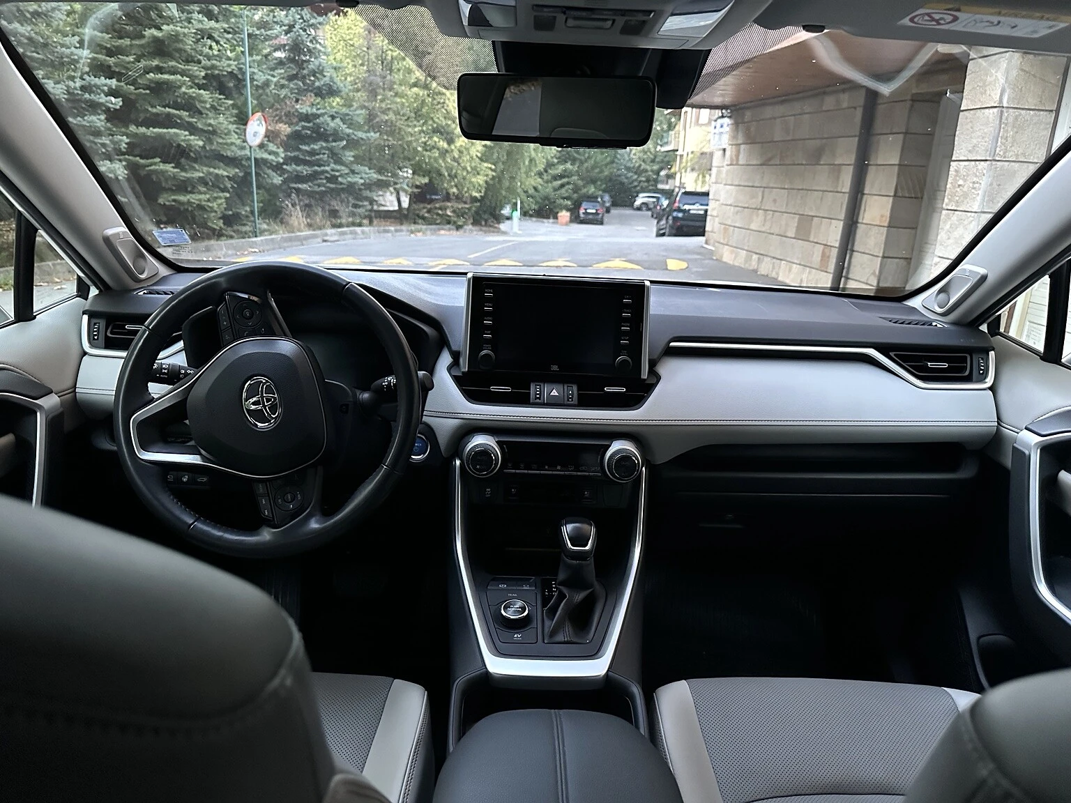Toyota Rav4 2.5 Hybrid AWD Luxury Premium, снимка 8 - Автомобили и джипове - 55705137