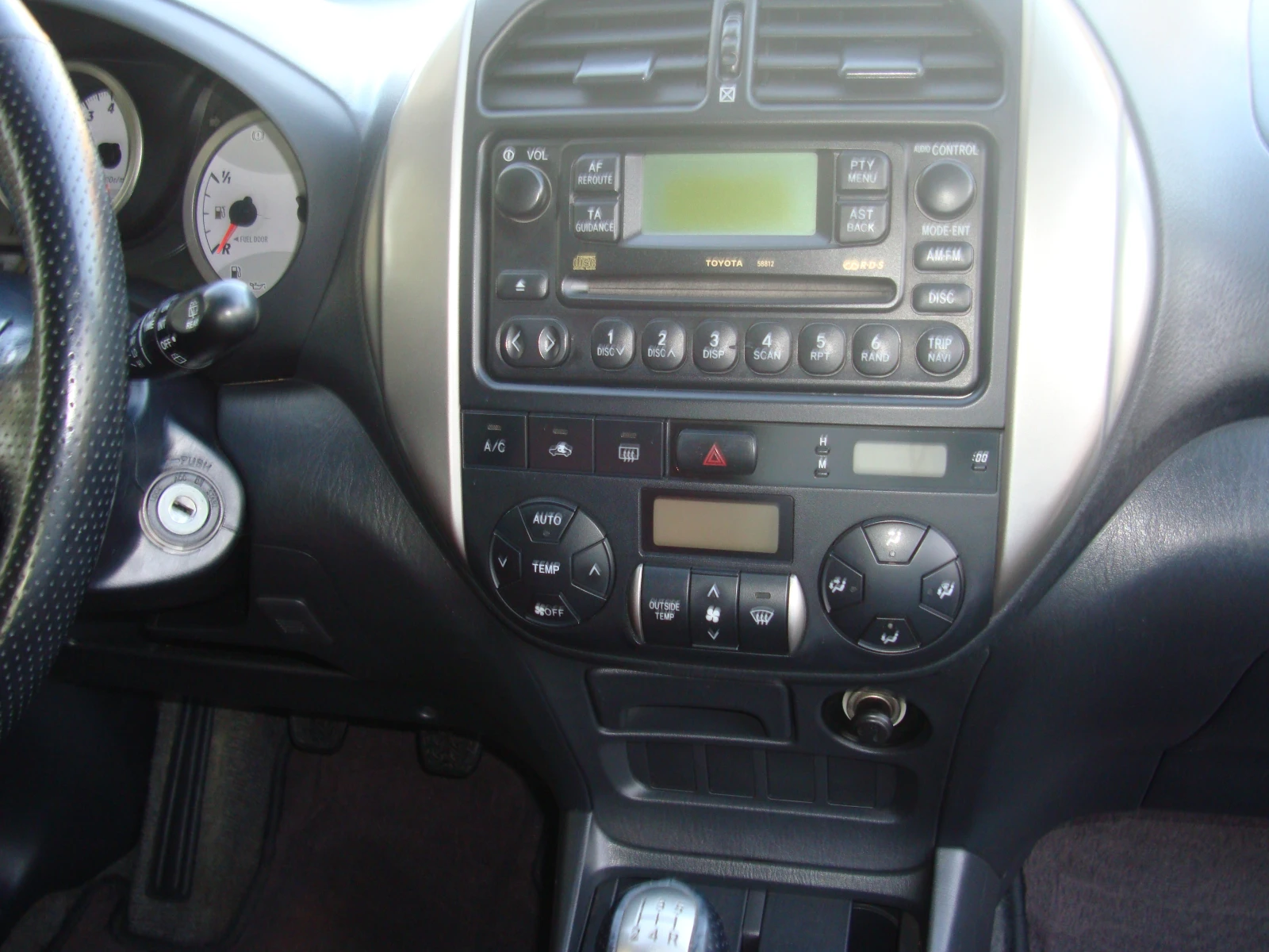 Toyota Rav4 2000 Face Гърция, снимка 11 - Автомобили и джипове - 56442870