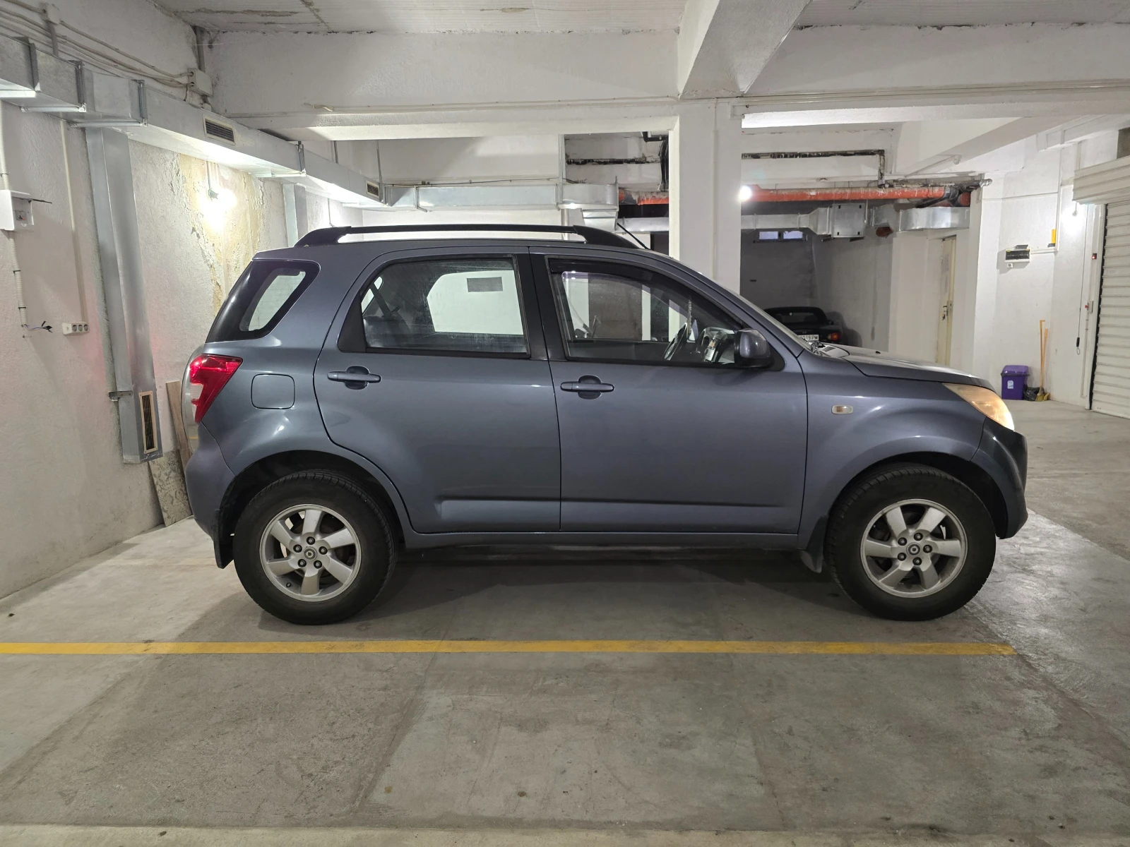 Daihatsu Terios, снимка 4 - Автомобили и джипове - 56585944