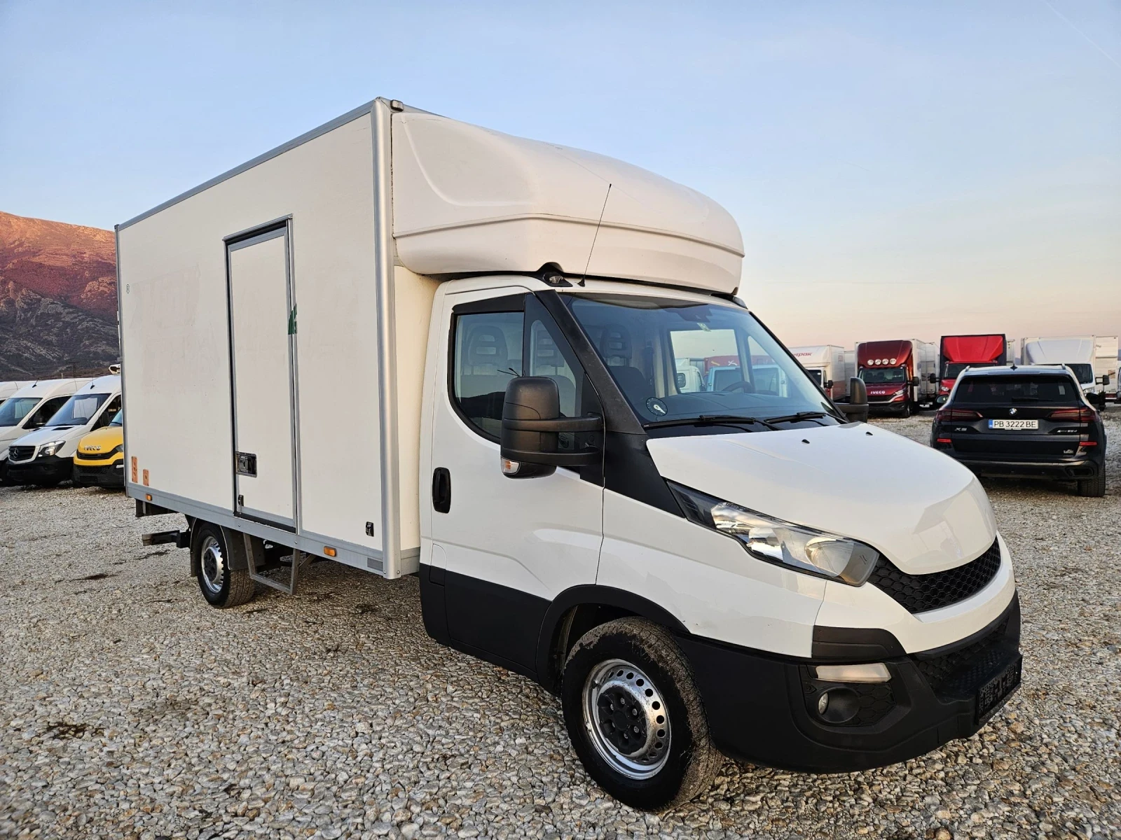 Iveco Daily 35-170, Падащ борд, Климатроник - изображение 7