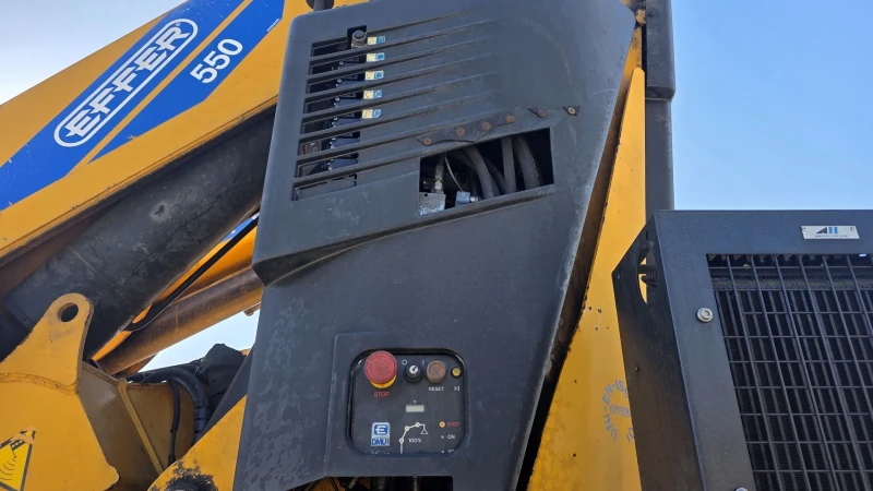 Man L 33S40 Кран Марка ЕFFER 550 JIB 31 МЕТРА, снимка 7 - Камиони - 52420914