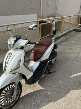 Piaggio Beverly 300, снимка 2