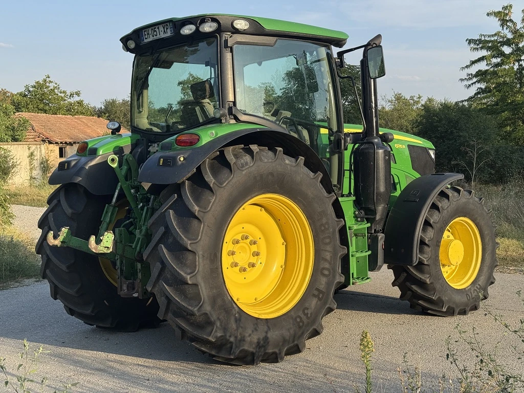 Трактор John Deere 6135R ЛИЗИНГ, снимка 2 - Селскостопанска техника - 55931604