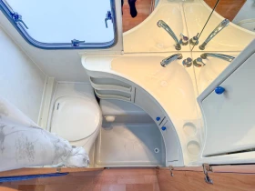 Каравана Adria Adora 472 LU+ Форселт/Мото мувър/Подово отопление, снимка 15