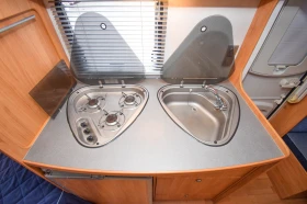 Каравана Adria Adora 472 LU+ Форселт/Мото мувър/Подово отопление, снимка 13