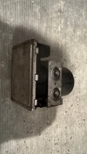     ABS  / ABS   Audi , Seat ,  Skoda , VW -  5Q0614517DL / 28.5163-2520.3