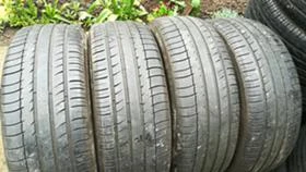 Гуми Летни 225/60R18, снимка 1