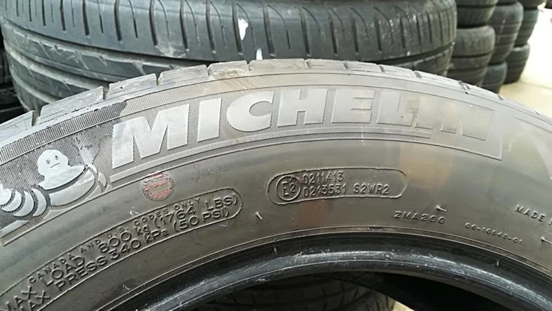 Гуми Летни 225/60R18, снимка 5 - Гуми и джанти - 25086318