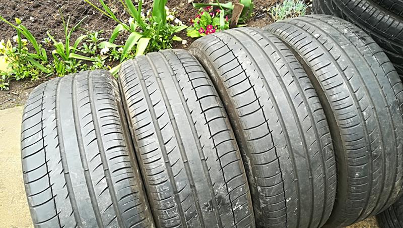 Гуми Летни 225/60R18, снимка 2 - Гуми и джанти - 25086318