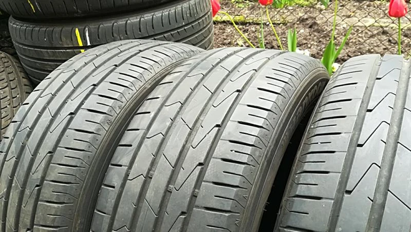 Гуми Летни 215/55R16, снимка 5 - Гуми и джанти - 25305674