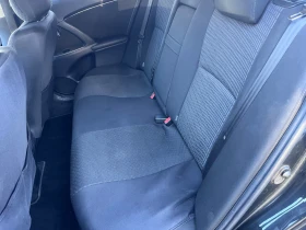 Toyota Avensis 2.0 D4d SW, снимка 12