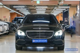 Mercedes-Benz E 220 4MATIC* EXCLUSIVE* ПОДГРЕВ* ОБДУХВ* BURMASTER* PAN, снимка 3