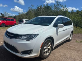 Chrysler Pacifica * Touring L Plus * АВТОКРЕДИТ БЕЗ ПЪРВОНАЧАЛНА* , снимка 1