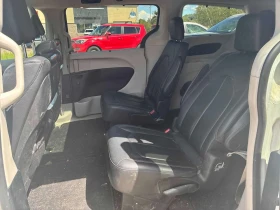 Chrysler Pacifica * Touring L Plus * АВТОКРЕДИТ БЕЗ ПЪРВОНАЧАЛНА* , снимка 12