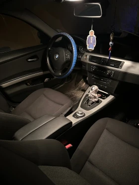 BMW 330, снимка 1