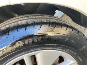 Toyota Auris 1.8 Hibrid 216000km, снимка 17
