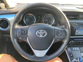 Toyota Auris 1.8 Hibrid 216000km, снимка 10
