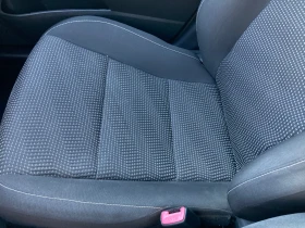 Toyota Auris 1.8 Hibrid 216000km, снимка 13