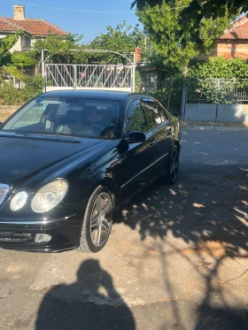 Mercedes-Benz E 320, снимка 1