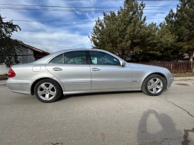 Mercedes-Benz E 320 Седан , снимка 6