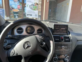 Mercedes-Benz C 220, снимка 12