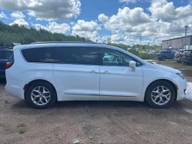 Chrysler Pacifica * Touring L Plus * АВТОКРЕДИТ БЕЗ ПЪРВОНАЧАЛНА*  | Auto.bg — изображение 3