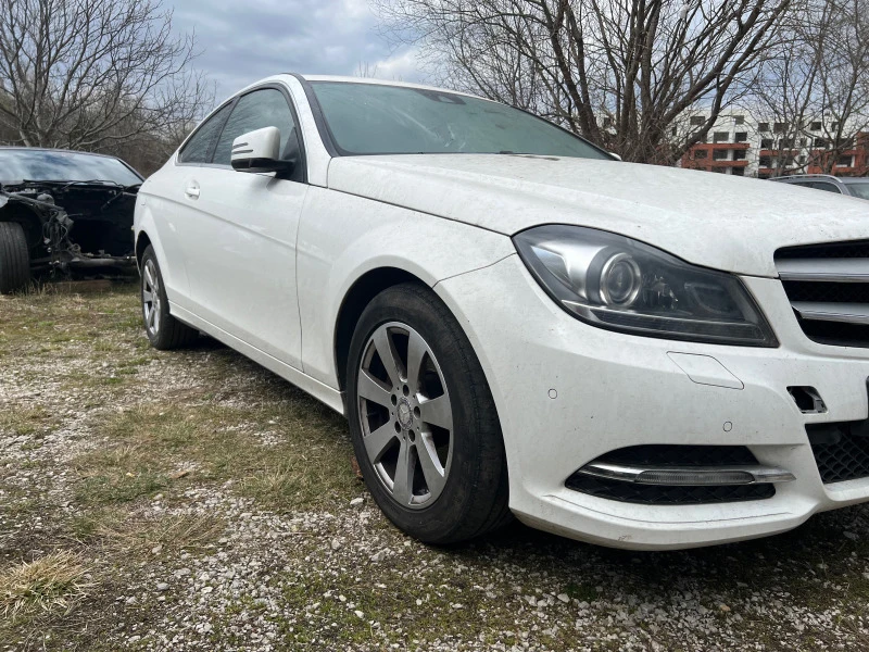 Mercedes-Benz C 220 CDI AMG пакет Facelift Coupe 2 броя, снимка 17 - Автомобили и джипове - 46980352