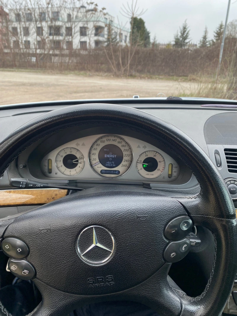 Mercedes-Benz E 280 V6 7G Tronic, снимка 11 - Автомобили и джипове - 47386236