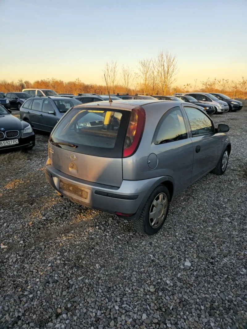 Opel Corsa 1.0, снимка 6 - Автомобили и джипове - 48097747